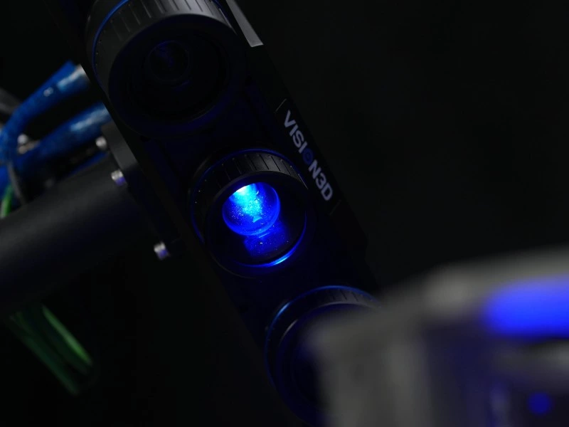 Metrology-Grade Blue Light 3D Scanner