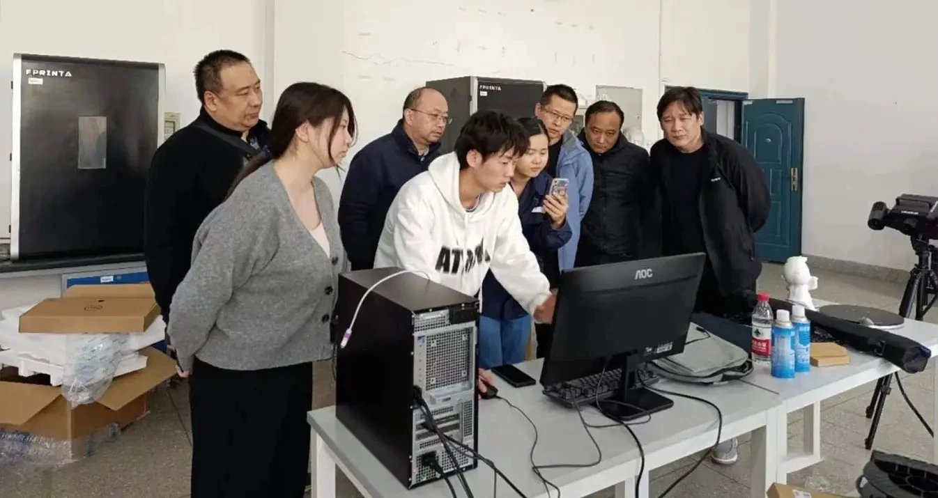 Industrial blue light 3D scanning system for engineering training