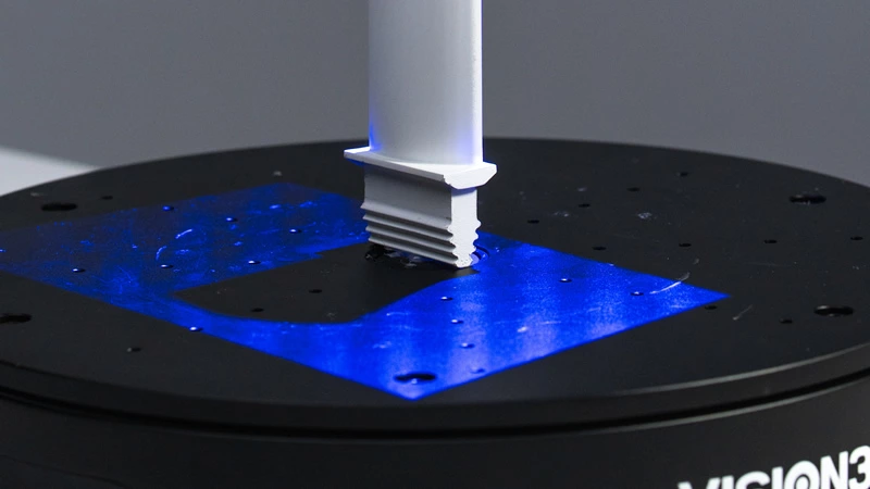 Metrology-Grade Blue Light 3D Scanner